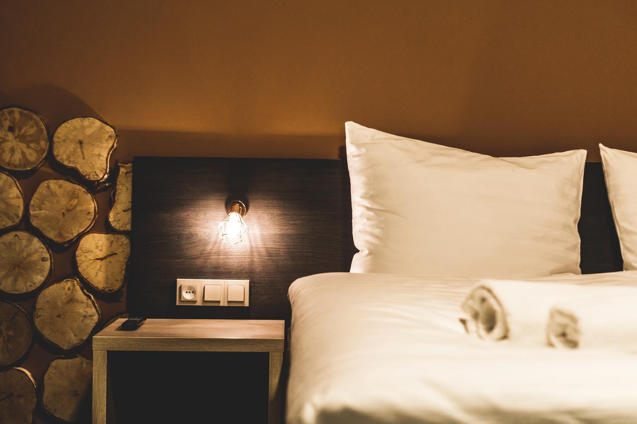 Silesia Residence Ostrava Exterior foto A bedroom at the hotel